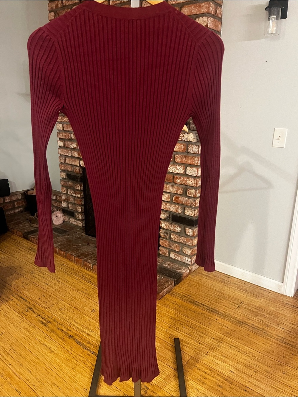 St. John Burgundy Ribbed Long Sleeve Knit Midi Dress - Picture 4 of 4